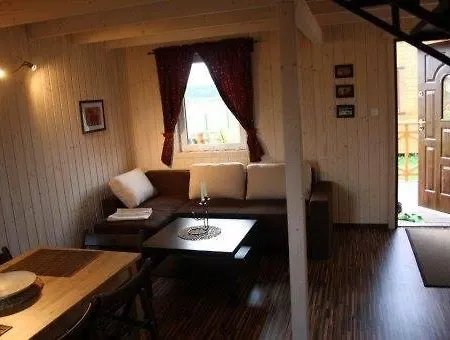 Klimatyzowany Pietrowy - U Staszka シャレー